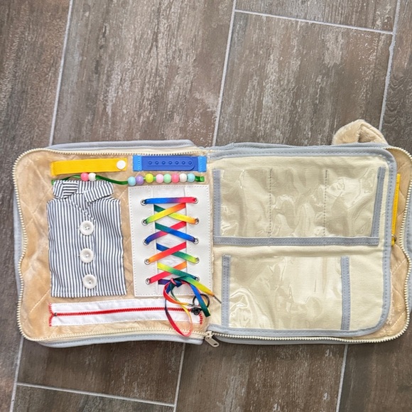 Sensory Fidget Blanket - Beige and Blue - Picture 10 of 14